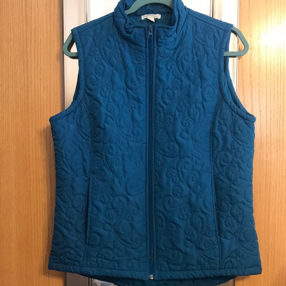 Great Northwest Clothing Company Jackets & Blazers - Great Northwest size Large teal quilted zip up vest with front pockets